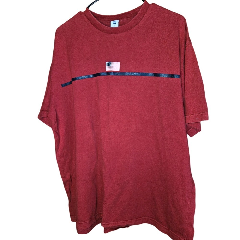 2004 GAP Men's Red Y2K 2004 Graphic Tee XL | Vintage 2000s Casual Crew Tee